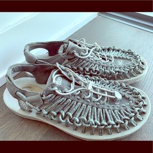 Uneek Keen sandal - Size 9 Grey